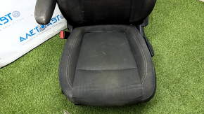 Scaun șofer Chevrolet Trax 17-20 fără airbag, electric + mecanic, material textil negru, nevoie de curățare chimică, zgârieturi.