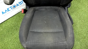 Scaun șofer Chevrolet Trax 17-20 fără airbag, electric + mecanic, material textil negru, nevoie de curățare chimică, zgârieturi.