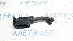 Фишка на блок ECU компьютер двигателя Chevrolet Trax 17-21 черная