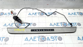 Capacul pragului din față dreapta exterior Infiniti QX30 17- cu crom, cu iluminare, zgârieturi