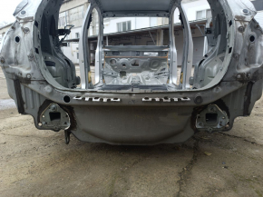 Panoul din spate al Chevrolet Trax 15-22, argintiu, pe caroserie