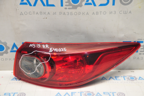 Lampa exterioară aripă dreapta Mazda 3 14-18 BM cu halogen, zgârieturi, suportul este rupt.