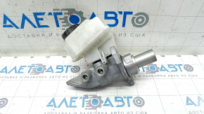 Главный тормозной цилиндр с бачком Mercedes W167 GLE 350 450 20-26 с крышкой