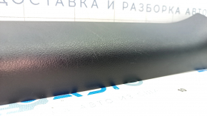 Capac prag fata stanga interioara pentru Lexus ES300h ES350 13-18, neagra, uzata.