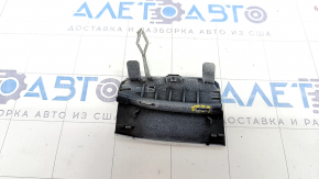 Capacul de tractare a cârligului de remorcare pentru bara de remorcare față Mercedes W167 GLE 350 450 20-23 are fixarea ruptă, trebuie reparată