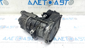 Compresorul de aer condiționat Mercedes W167 GLE 450 22-23 3.0h este defect, pentru piese de schimb.