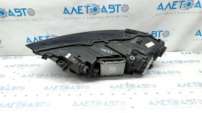 Far dreapta față asamblată Audi Q7 16-19 LED, nisip, lac util