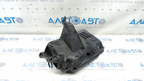 Корпус блока ECU Ford Escape MK3 17-19 в сборе, трещина в креплении