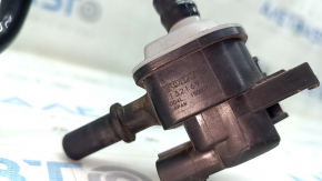 Supapa solenoidă de purjare a vaporilor de combustibil pentru Volvo XC90 16-22