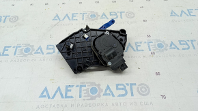 Actuatorul motorului care acționează ventilatorul de încălzire pentru Audi A4 B8 13-16 cu suport.