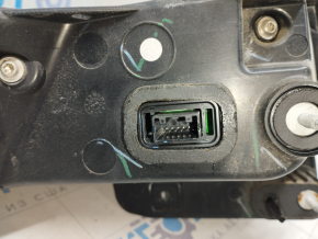 Lampa exterioară aripă dreapta Chevrolet Volt 11-15 LED zgârieturi, defect pe marginea sticlei