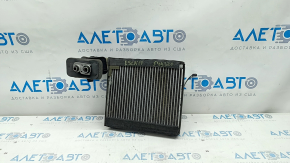 Evaporator Ford Escape MK3 13- cu senzor, celulele s-au desprins.