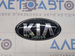 Эмблема решетки радиатора Kia Optima 11-15 облезла черная часть