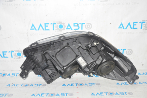 Farul din față dreapta asamblat Ford Escape MK3 17-19 restilizat halogen + led, luminos, nisip