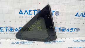 Geamul spate dreapta al Nissan Versa Note 13-19 cu zgârieturi pe sticlă