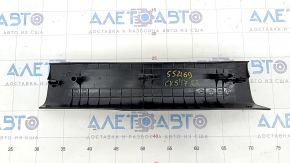 Накладка порога задняя правая Mazda CX-5 17-24 черная, потерта