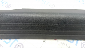 Накладка порога задняя правая Mazda CX-5 17-24 черная, потерта