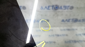 Geamul surd din spate dreapta Nissan Murano z50 03-08 zgârieturile de pe sticlă