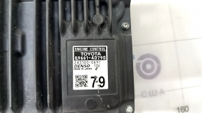 Modulul ECU al motorului Toyota Venza 23 are cipuri rupte.