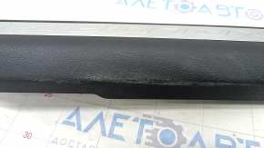 Capac prag fata stanga Ford Explorer 20- negru, uzat, zgarieturi, plastic decolorat