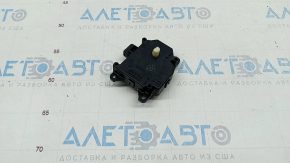 Актуатор моторчик привод печки кондиционер Toyota Prius 30 10-15 без тяги