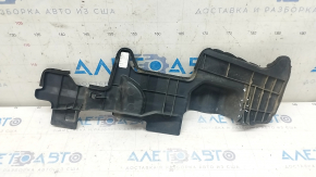 Deflector radiator dreapta Toyota Camry v50 12-14 usa LE XLE, tip 2, zăvoare sparte, fisura