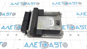 Blocul ECU al motorului Audi Q5 8R 13 hibrid.