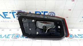 Lampa capac interior portbagaj dreapta BMW 5 G30 17-20 fisuri