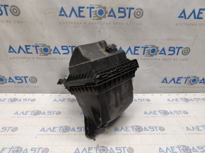 Корпус воздушного фильтра Dodge Journey 11-20 2.4, нет фрагмента, трещина