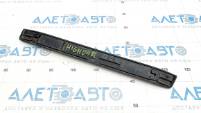 Garnitură prag, spate exterioară stânga Toyota Highlander 01-07 negru, fixare ruptă