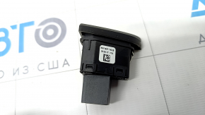 Кнопка AUTOHOLD Audi Q7 16-19