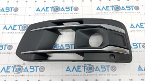 Решетка переднего бампера левая Audi Q7 16-19 хром под парктроник и радар с накладкой