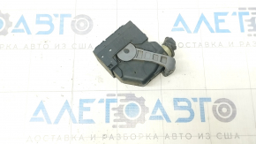 Фишка на блок ECU компьютер двигателя Lexus RX450h 10-15 малая