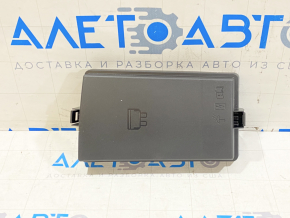 Capacul blocului de siguranțe de sub capotă VW Atlas 18- OEM original nou.