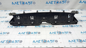 Дефлектор радиатора нижний Toyota Prius V 15-17