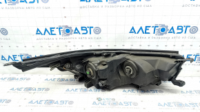 Far fata stanga Toyota Highlander 14-16 gol, inchis, halogen, nisip, suporturi sparte, carcasa deteriorata