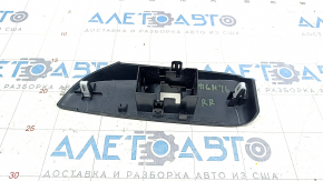 Pad de control al liftului geamului spate dreapta Toyota Highlander 14-19 negru, zgarieturi