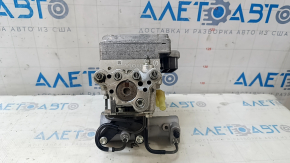 Cilindrul principal de frână Toyota Prius V 15-16 complet cu ABS.