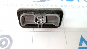 Подсветка номера двери багажника правая Toyota Rav4 19-25