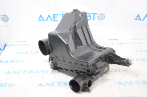 Carcasa filtru de aer Toyota Prius V 12-17 asamblata, crep casat