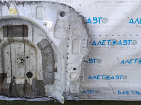 Capacul portbagajului Toyota Prius 50 16- alb, rupt.