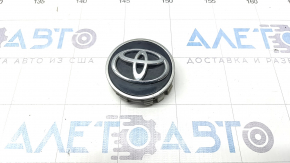 Центральный колпачок на диск Toyota Rav4 19- тип 1 62мм