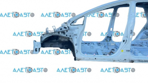 Sfert față stânga Toyota Prius V 12-17 pe caroserie, alb 070