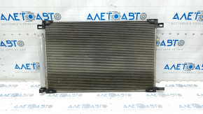 Radiatorul condensatorului de aer condiționat Toyota Rav4 19-22 2.5