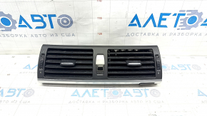 Дефлектор воздуховода центральный BMW X5 E70 07-09