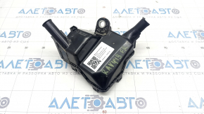 Capacul inferior al cutiei de sigurante sub capota din dreapta Toyota Rav4 19-