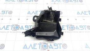 Capacul inferior al cutiei de sigurante sub capota din dreapta Toyota Rav4 19-