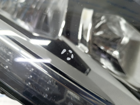 Фара передняя правая VW Tiguan 18-21 голая галоген, ДХО LED, песок