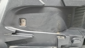Обшивка арки правая Nissan Rogue 14-16 черн под 2 ряда, царапины