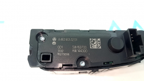 Кнопки управления на центральной консоли справа Mercedes G550 W463 19-